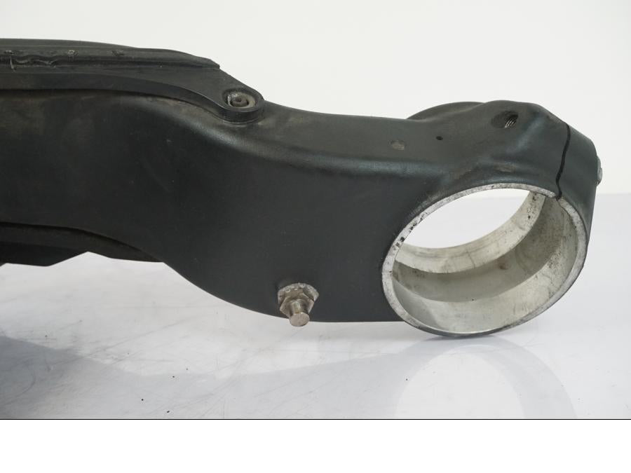 Extrabild6 på Sving från en KTM 1290 Super Duke R -2018 motorcykel.