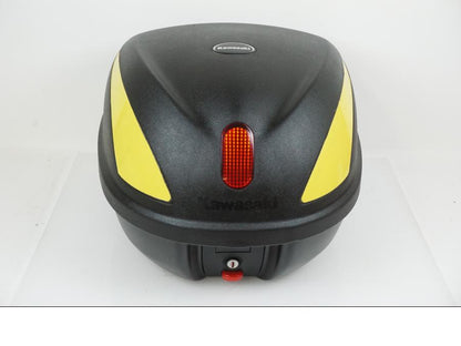 Framsidan på Topbox från en Universal Universal -0 moped.