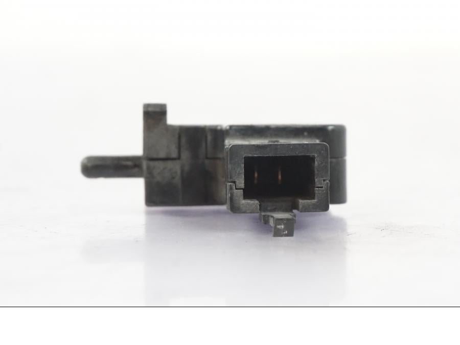 Baksidan på Kopplingskontakt från en Suzuki GSX-R 750 -2006 motorcykel.