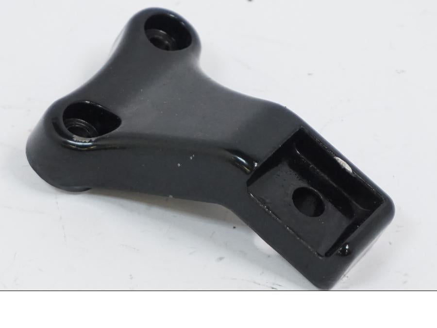 Höger sida på Fotpinnefäste från en Kawasaki VN 1500 -2002 motorcykel.