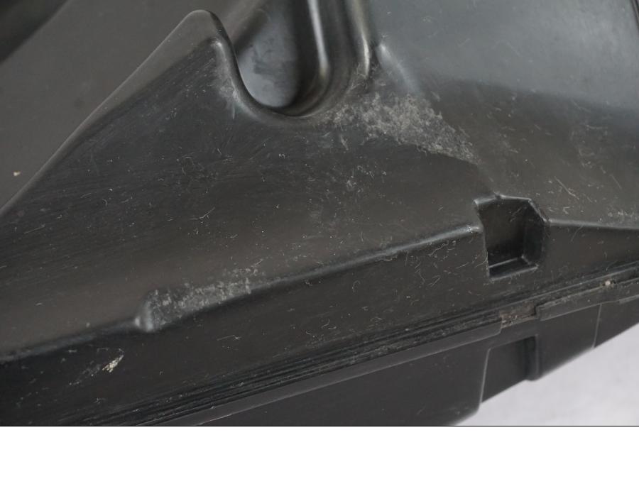 Extrabild3 på Luftrör från en Suzuki GSX-R 750 -2006 motorcykel.