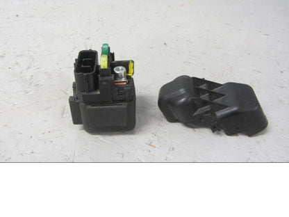 Framsidan på Startrelä från en Honda CB 1000 R -2010 motorcykel.