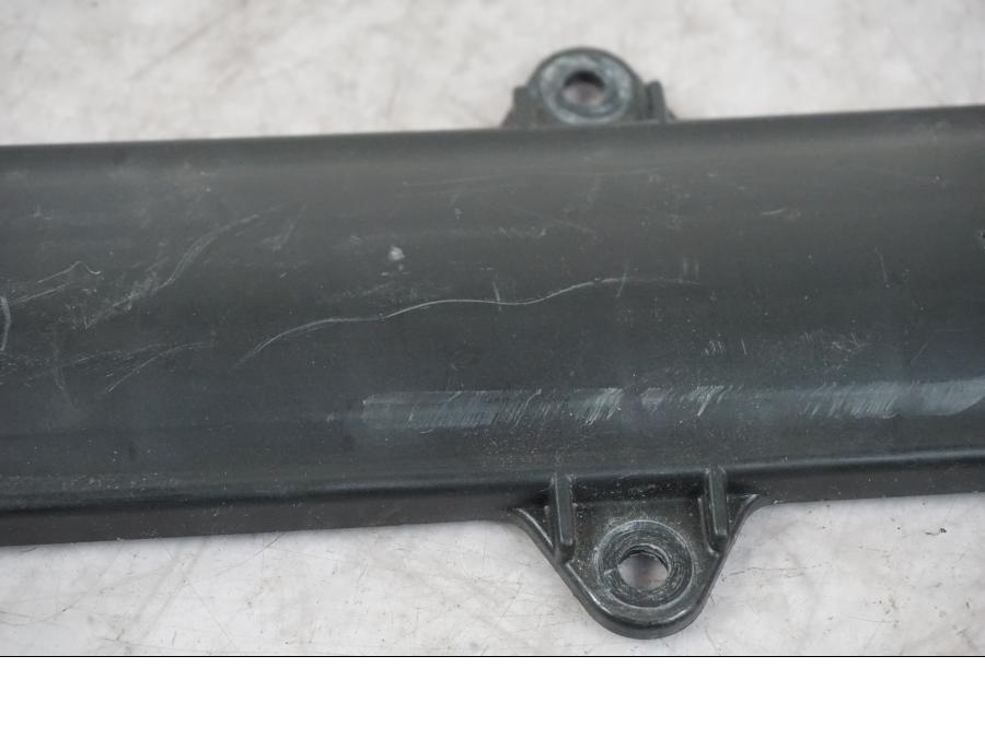 Höger sida på Luftfilterkåpa från en Kawasaki ZX-6R -2006 motorcykel.