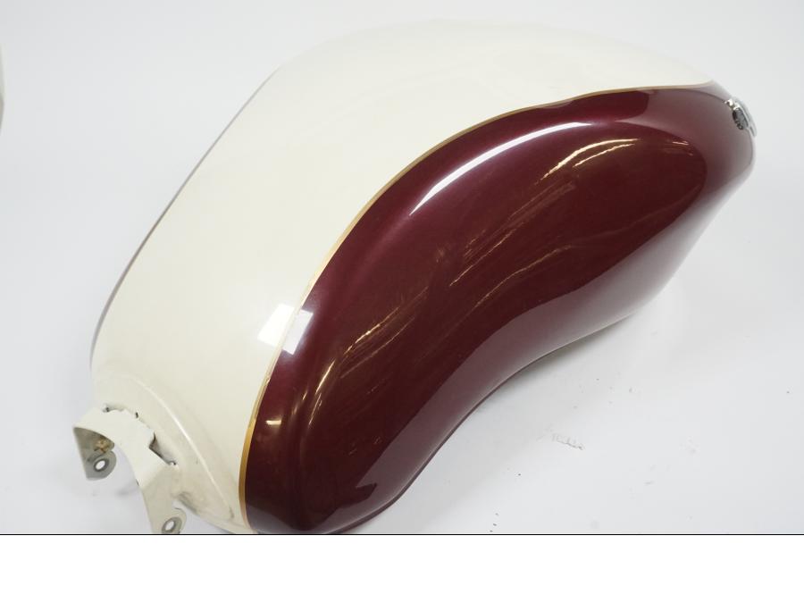 Baksidan på Bensintank från en Triumph Rocket III -2007 motorcykel.