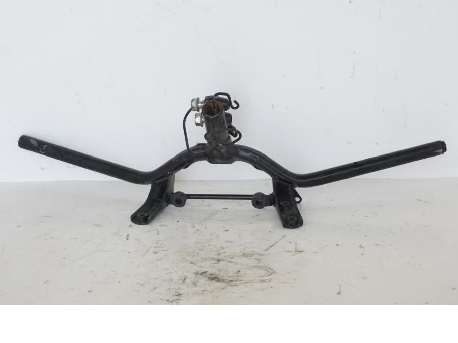 Extrabild1 på Styre från en Honda SH 300 A -2011 scooter.