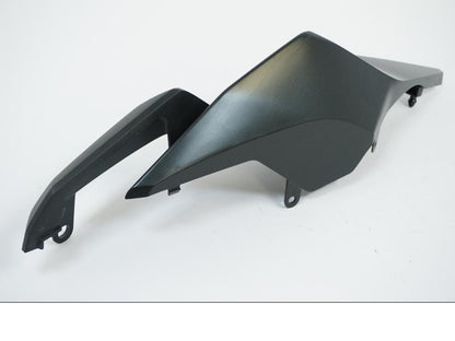 Snett uppifrån på Bakvinge från en Honda CB 650 R -2019 motorcykel.