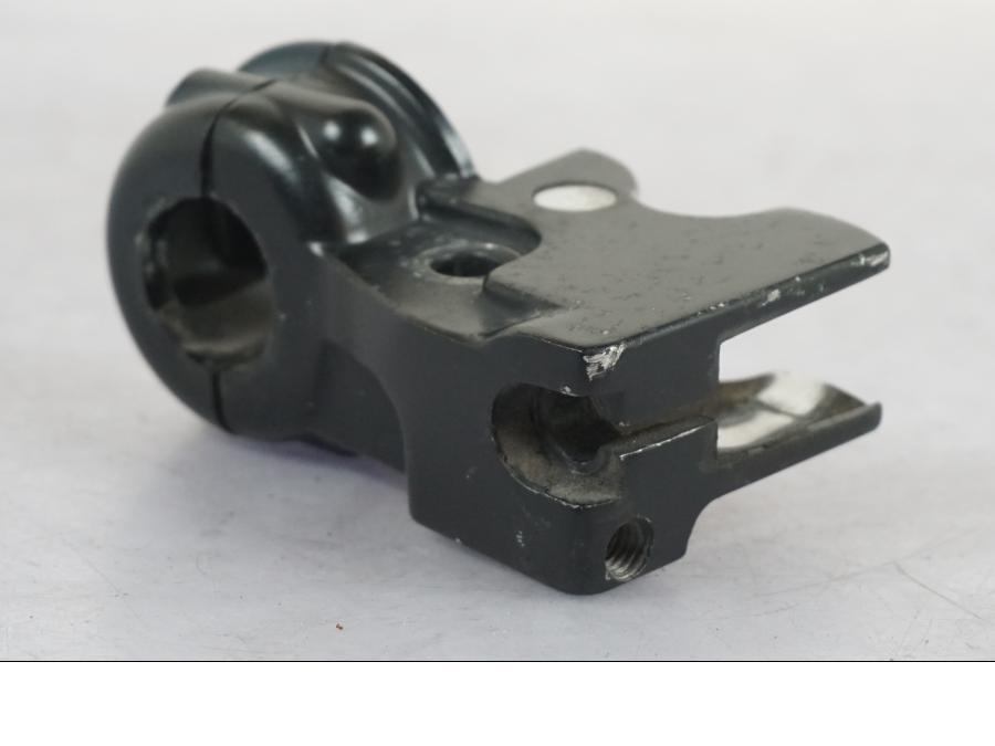 Baksidan på Kopplingsklo från en H-D Sportster 883 XL -2007 motorcykel.