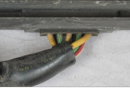 Baksidan på Likriktare från en Honda CBR 1100 XX -1999 motorcykel.