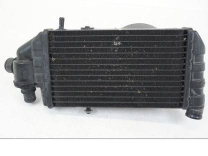 Framsidan på Vattenkyl från en BMW K 1200 LT -2004 motorcykel.