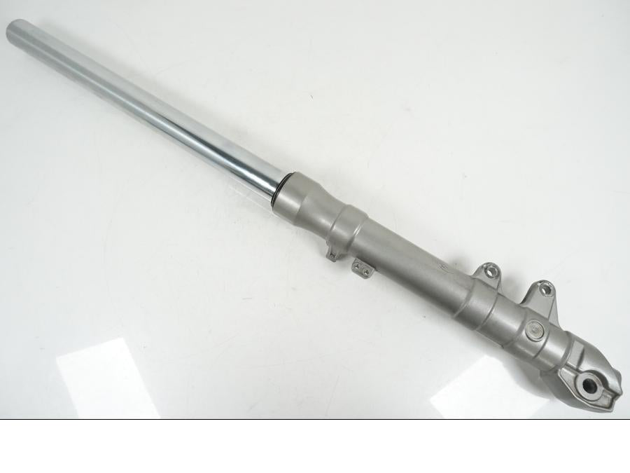 Framsidan på Gaffelben från en Yamaha XT 660 X -2005 motorcykel.