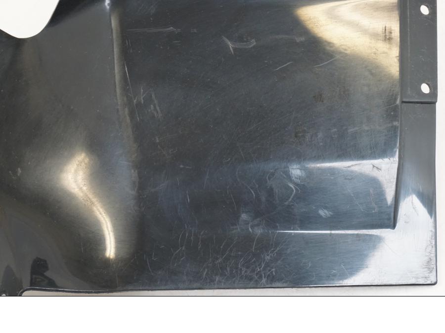 Baksidan på Innerpanel från en Honda ST 1300 -2002 motorcykel.