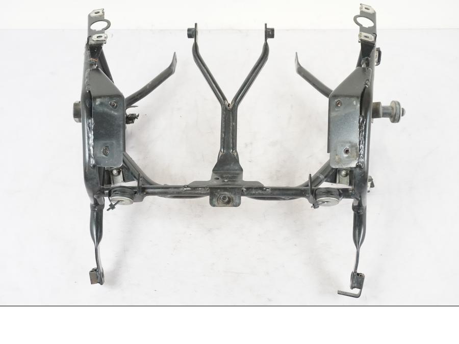 Vänster sida på Toppkåpstag från en BMW R 1200 GSA -2012 motorcykel.