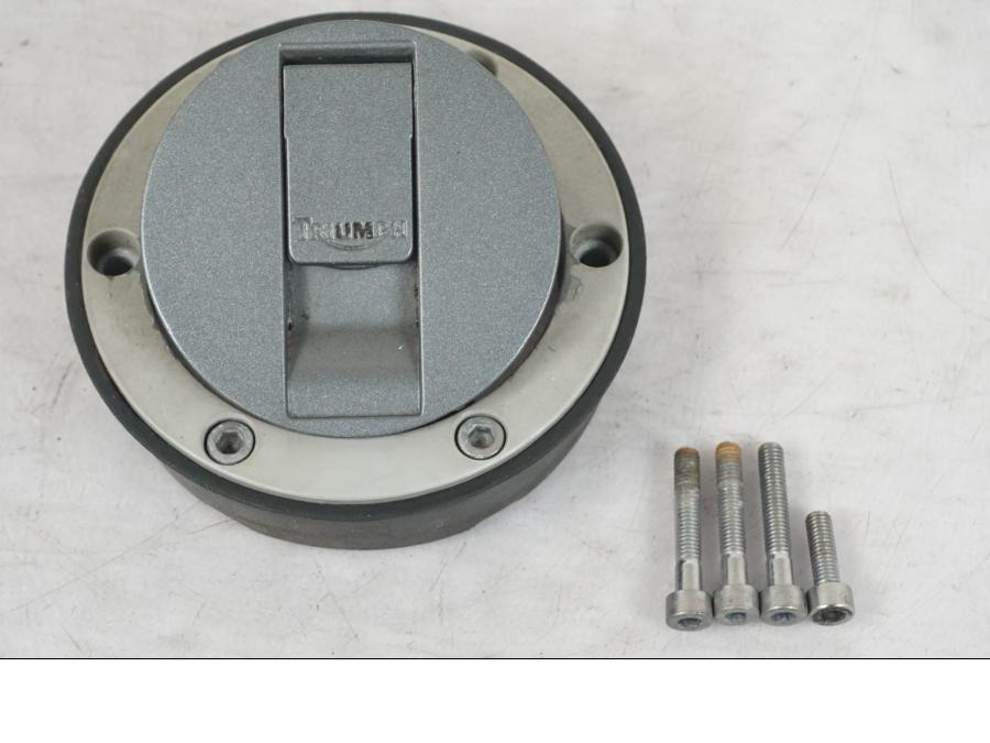 Framsidan på Tanklock från en Triumph Tiger Explorer -2013 motorcykel.