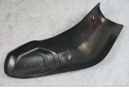 Baksidan på Värmeskydd från en Ducati Multistrada V4 -2024 motorcykel.