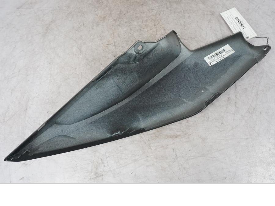 Extrabild2 på Bensintankskåpa från en BMW K 1600 GTL -2015 motorcykel.