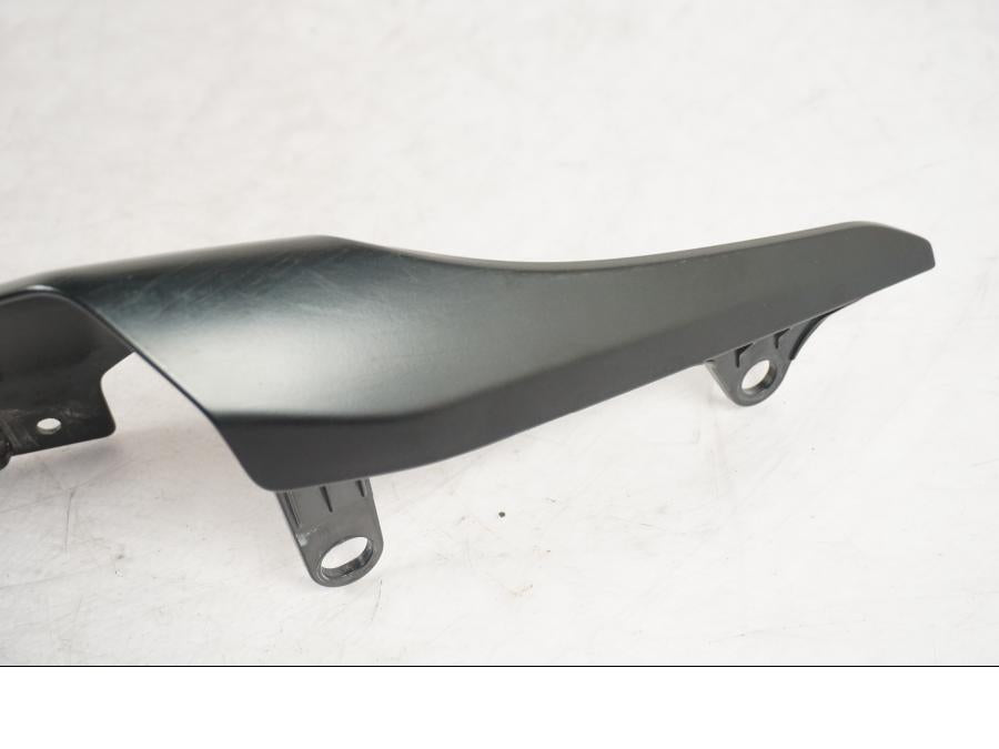 Höger sida på Bakvinge från en Yamaha MT-07 -2020 motorcykel.