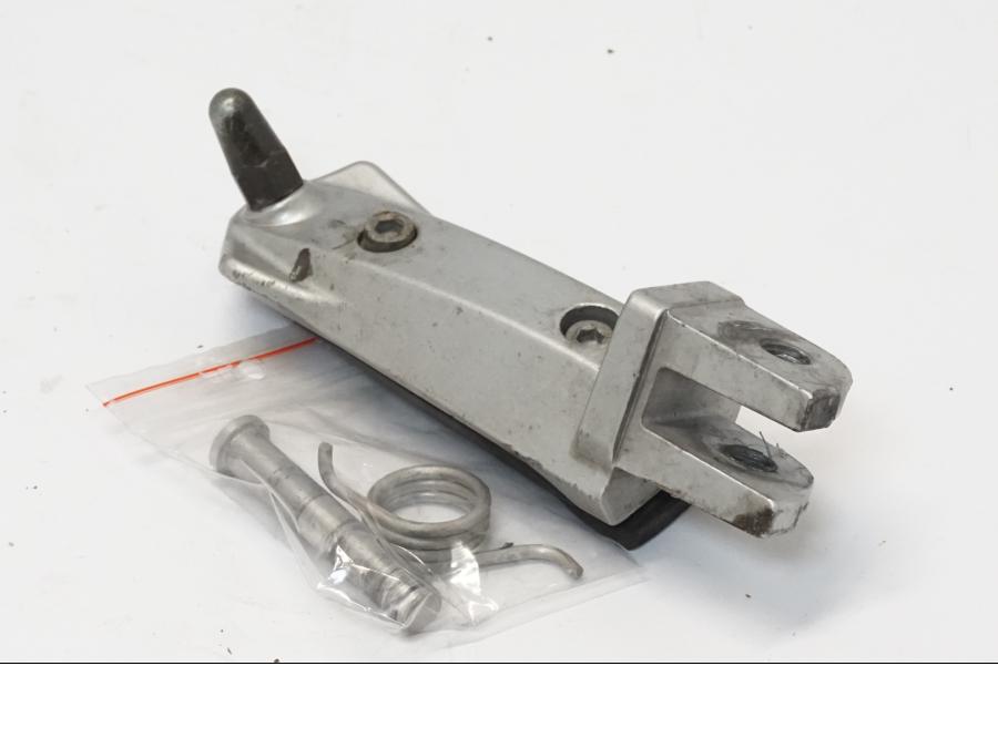 Snett uppifrån på Fotpinne från en BMW R 1150 RS -2004 motorcykel.