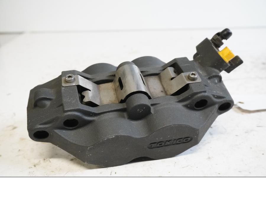 Baksidan på Bromsok från en BMW K 1200 R Sport -2007 motorcykel.