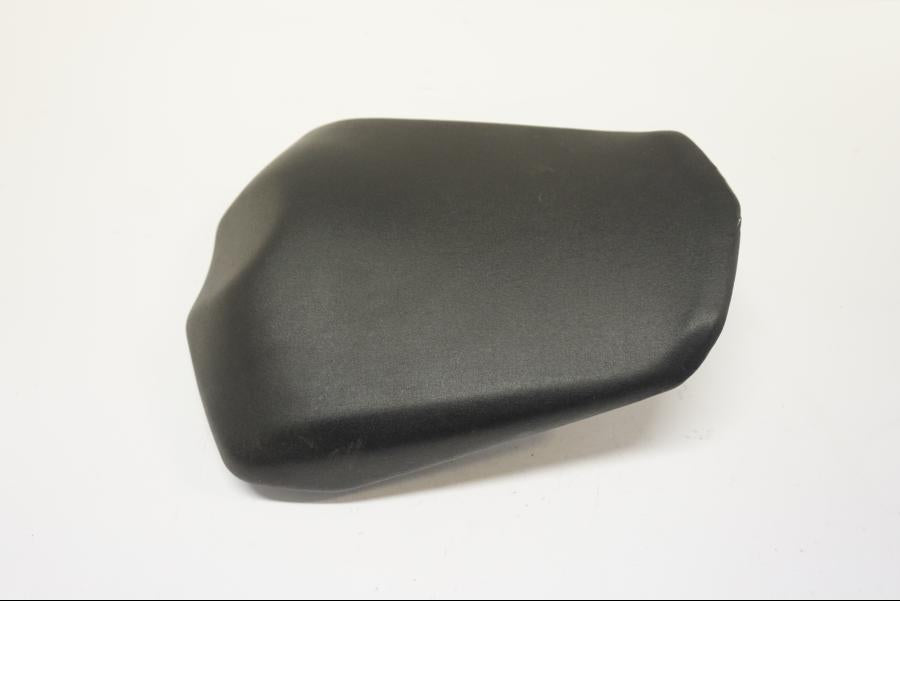 Baksidan på Sadel från en Yamaha FZ1-SA -2007 motorcykel.