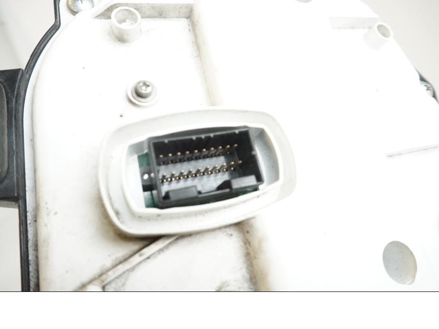 Snett nerifrån på Instrumentpanel från en Honda XL 1000 V -2008 motorcykel.