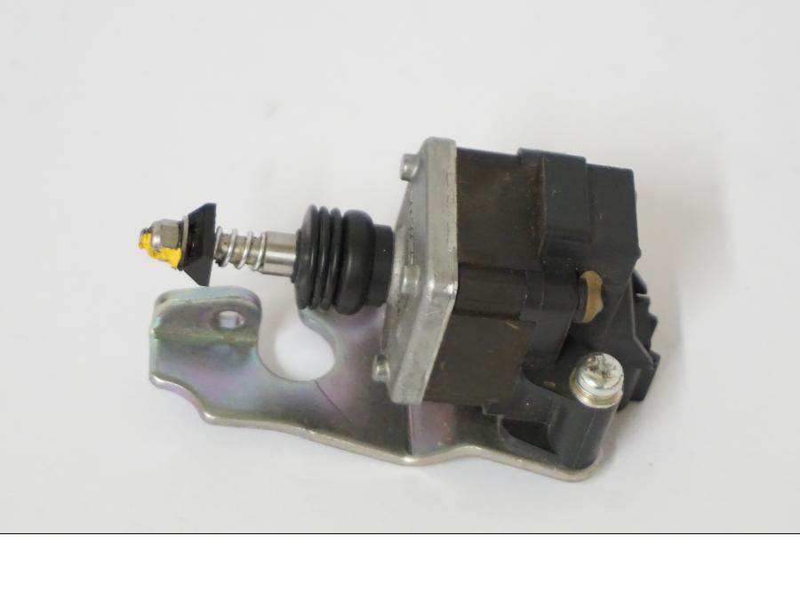 Baksidan på Actuator från en Triumph Daytona 675 -2006 motorcykel.