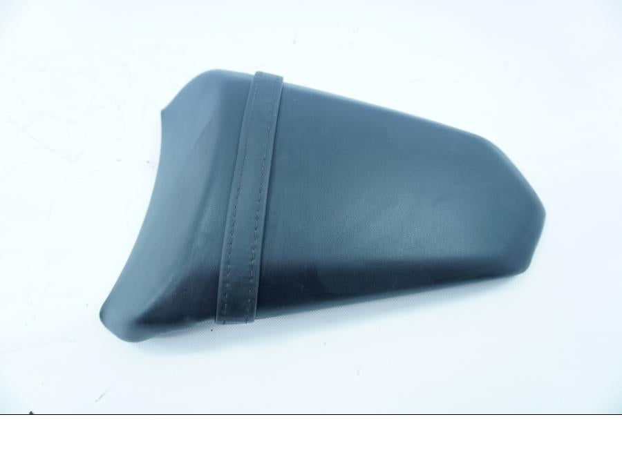 Baksidan på Sadel från en Kawasaki Ninja 650 -2018 motorcykel.