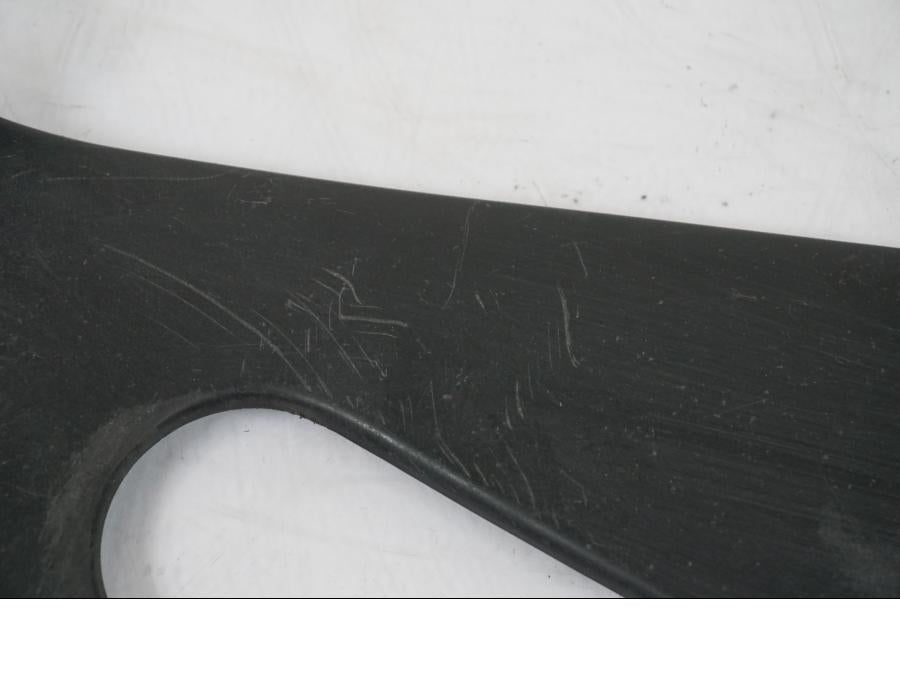 Vänster sida på Innerpanel från en Aprilia RS 125 -2000 motorcykel.