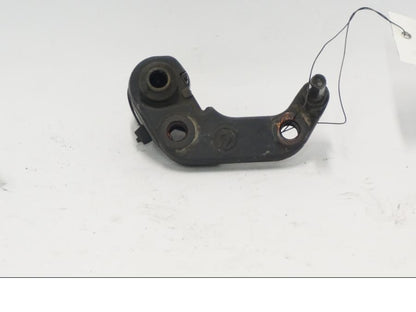 Framsidan på Bromsoksfäste från en BMW G 650 GS -2011 motorcykel.