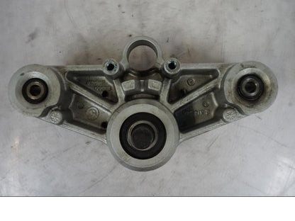 Snett uppifrån på Gaffelkrona från en BMW R 1150 GS -2002 motorcykel.