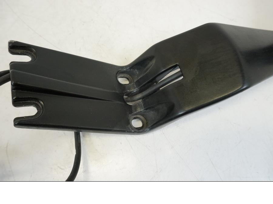 Snett uppifrån på Radioantenn från en BMW K 1200 LT -2004 motorcykel.