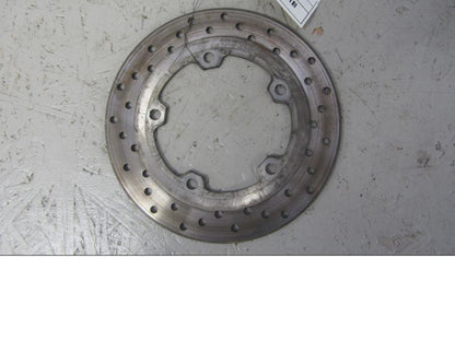 Framsidan på Bromsskiva från en Yamaha YZF R6 -2006 motorcykel.