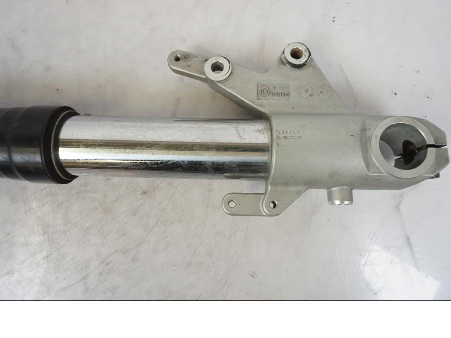 Höger sida på Gaffelben från en KTM 990 Super Duke -2006 motorcykel.