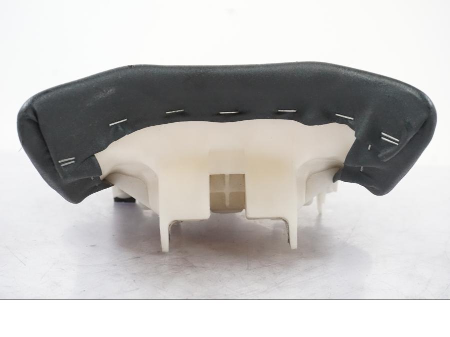 Extrabild4 på Sadel från en Kawasaki ZX-6R -2011 motorcykel.