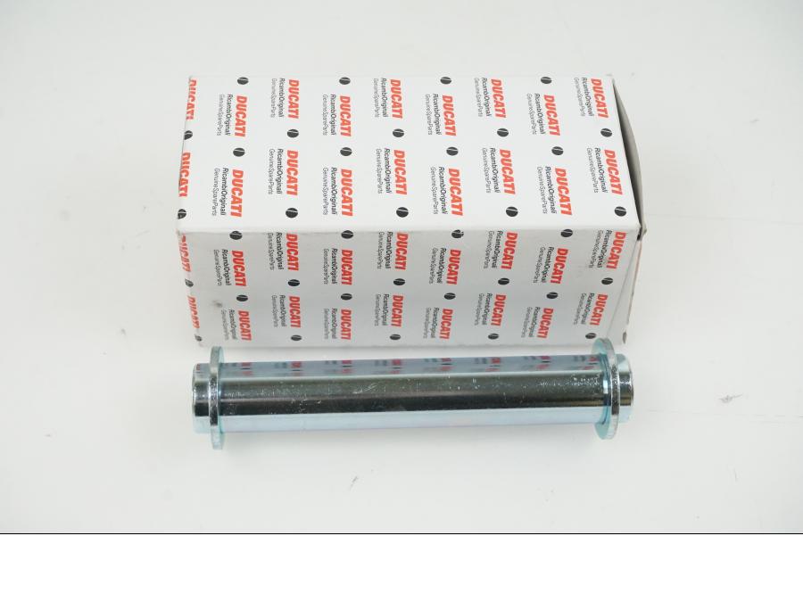 Framsidan på Fälgspacer från en Ducati Monster 900 -1999 motorcykel.