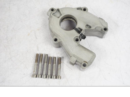 Framsidan på Oljepump från en BMW R NineT -2017 motorcykel.