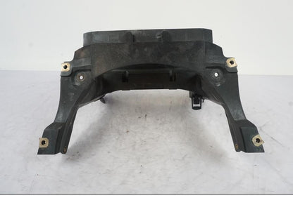 Höger sida på Strålkastarfäste från en BMW R 1150 GS -2002 motorcykel.