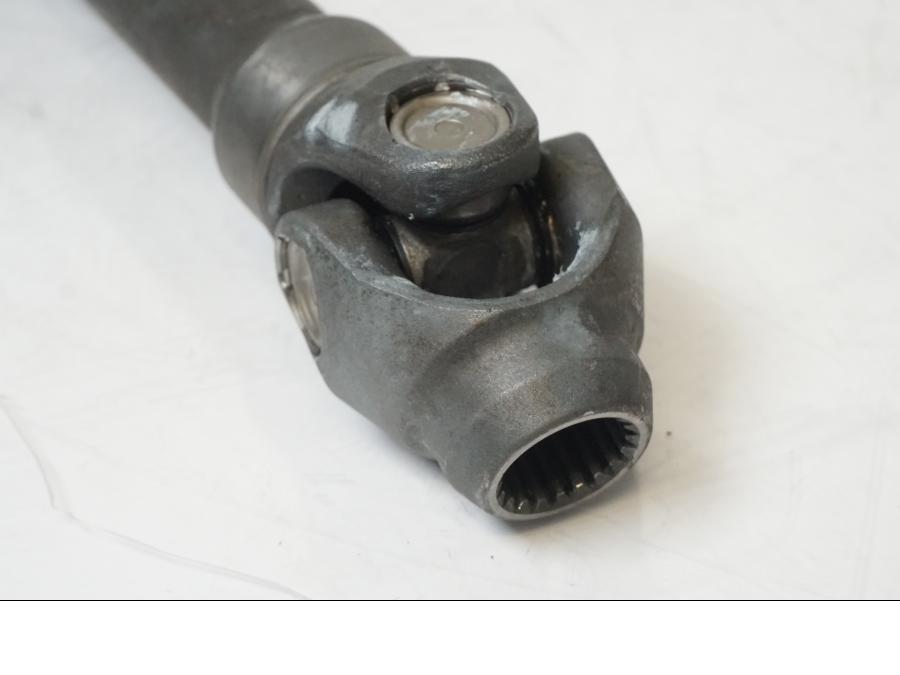 Vänster sida på Kardanaxel från en BMW K 1200 S -2006 motorcykel.