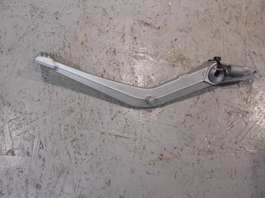 Baksidan på Bromspedal från en BMW K 1600 -2015 motorcykel.