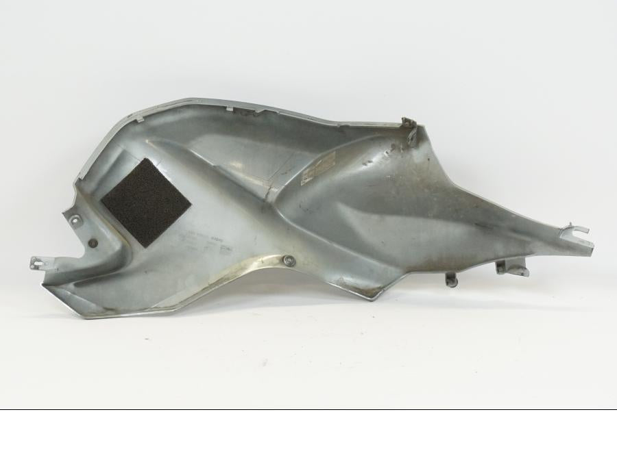 Extrabild1 på Bensintankskåpa från en BMW K 1200 S -2006 motorcykel.