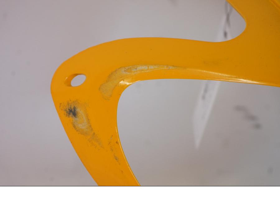 Baksidan på Toppkåpa från en Suzuki SV 650 -1999 motorcykel.