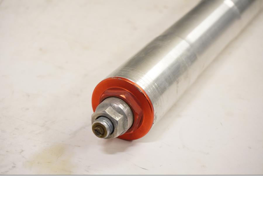 Snett uppifrån på Gaffelben från en Ducati 748 -1999 motorcykel.