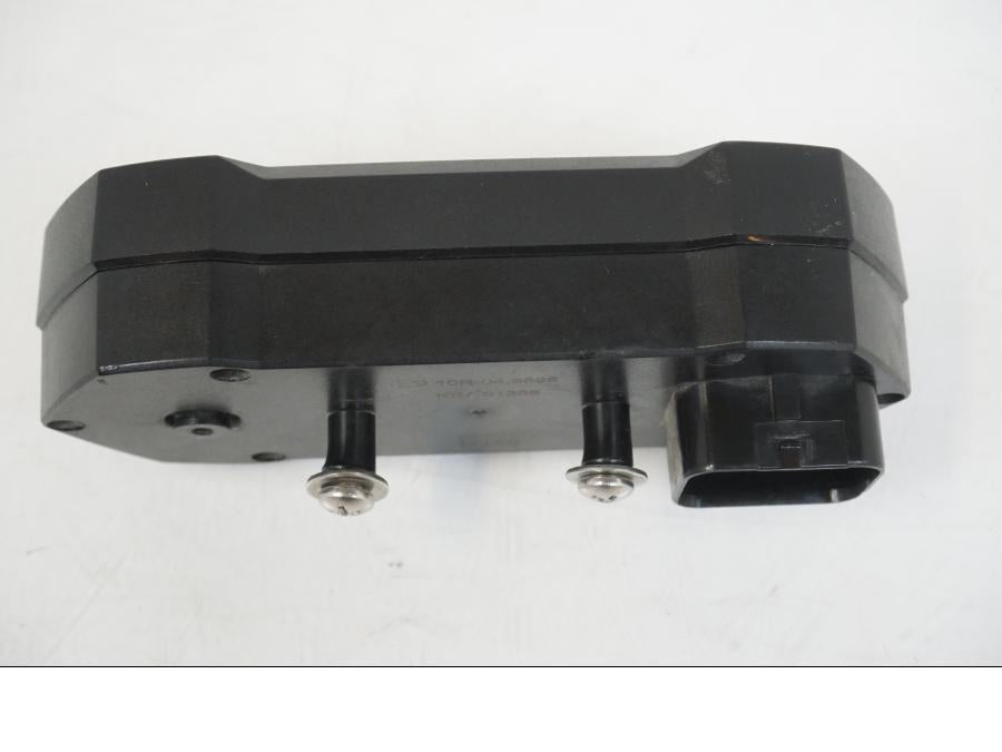 Snett uppifrån på Instrumentpanel från en AJP PR7 -2021 motorcykel.