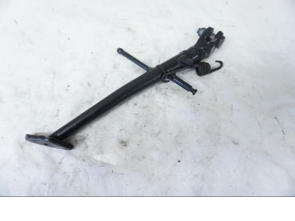 Baksidan på Sidostöd från en Suzuki GSX-R 750 -2001 motorcykel.