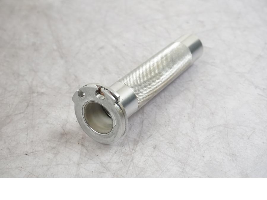 Baksidan på Gasrulle från en Buell 1125 R -2008 motorcykel.