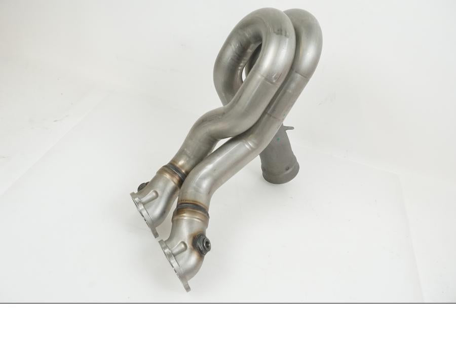 Baksidan på Grenrör från en Ducati Streetfighter V4 -2020 motorcykel.