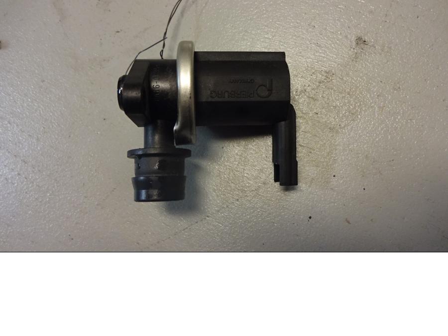 Framsidan på Luftburksventil från en BMW F 800 GT -2015 motorcykel.