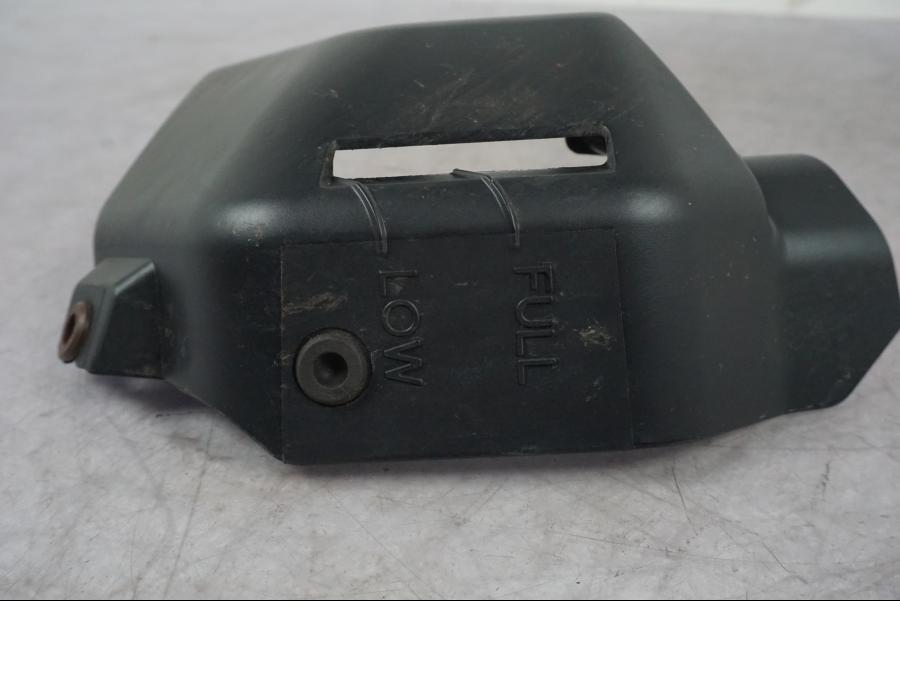 Höger sida på Vattenexpansionskärl från en Yamaha MT-09 -2024 motorcykel.