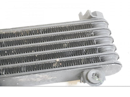 Höger sida på Oljekyl från en Suzuki SV 1000 -2004 motorcykel.