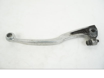 Snett nerifrån på Bromsgrepp från en Yamaha FZR 1000 -1990 motorcykel.