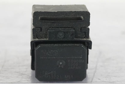 Höger sida på Relä från en Yamaha MT 125 -2017 motorcykel.